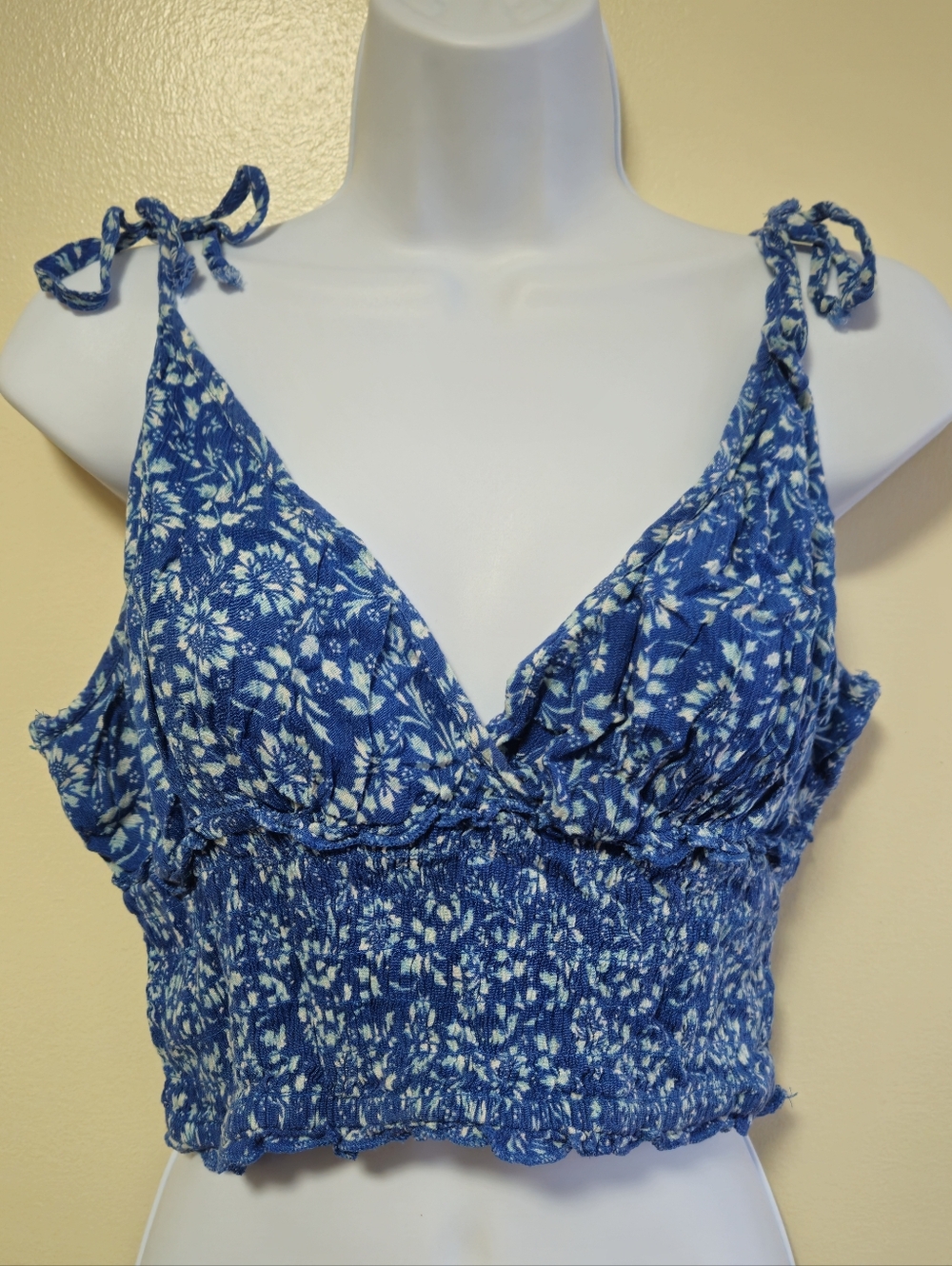 Patrons of Peace Floral Smocked Crop Ruffle Boho Coastal Cowgirl Women Large